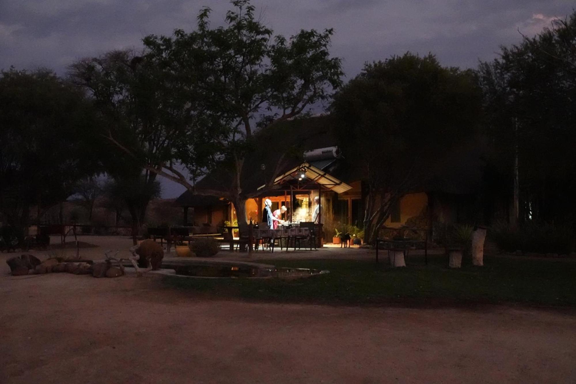 Hotel Camp Mara Omaruru Exterior foto